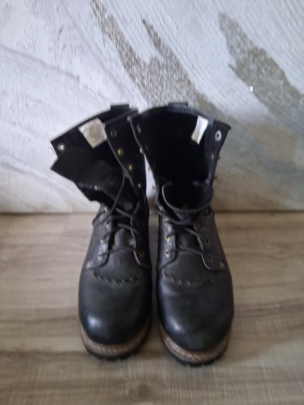 Men's Black Lace-Up Work Boots